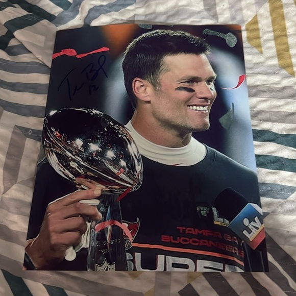 Tom Brady Autographed 8x10 Photo New England Patriots Original - Picture 1 of 1